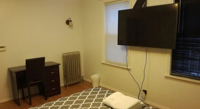 Purple Garden Guesthouse LGA, Rezervasyon Otel Aşağı Doğu Yakası New York
