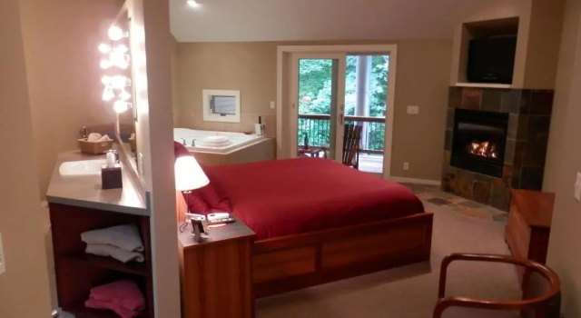 Люкс Pigeon Creek Inn