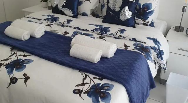 Durban Halaal Accommodation "No Alcohol Strictly Halaal No Parties" Entire Luxury Apartment, 3 Bedrooms, 8 Sleeper, Self Catering "JUST LOCK AND GO", Забронировать Апартаменты/квартира Отели Sydenham с парковкой, Парковка