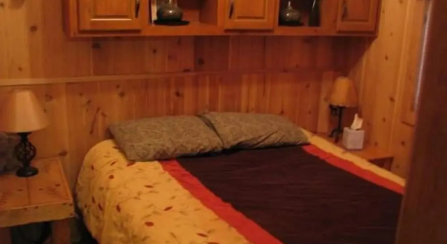 Апартаменты Cedar Pines Resort