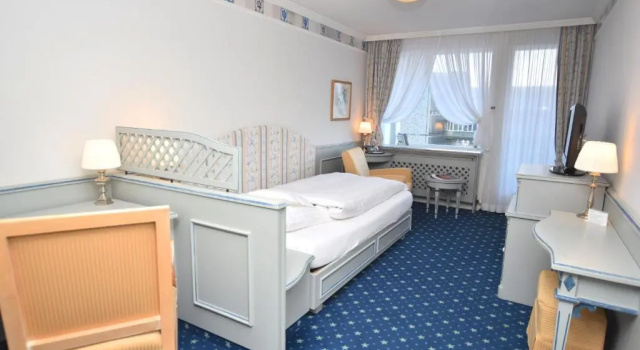 Одноместный номер Standard с балконом и с видом на море Hotel Wiking Sylt