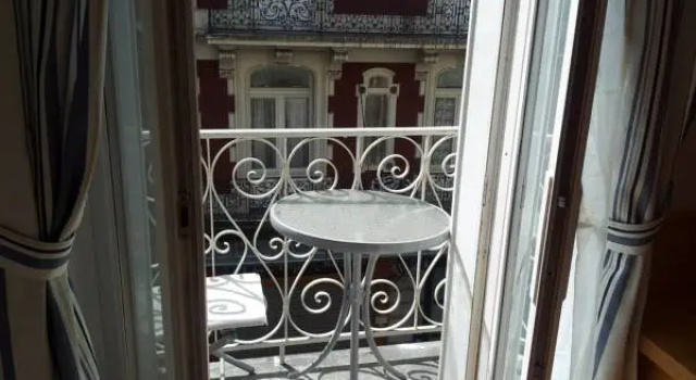 Номер Standard la Résidence Berceau de Bernadette - Bernadette's cradle - Near Bernadette'House