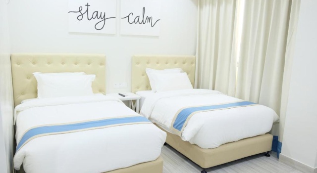 Двухместный номер Deluxe Hampton Suites