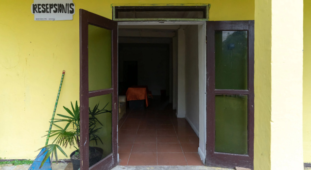 RedDoorz @ Nantampukmas Sidikalang, Đặt Khách sạn Sidikalang Sumatra