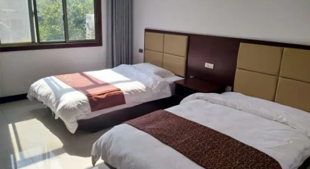 Taibai Mountain Baixingwang Hotel