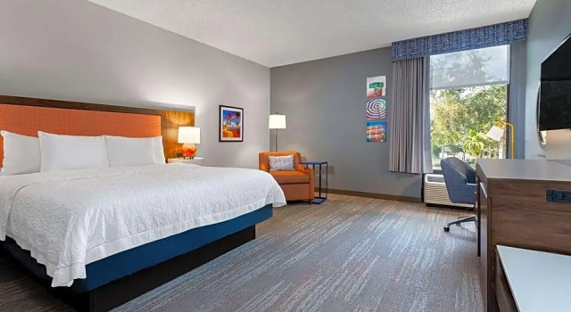 Шестиместный номер Standard Hampton Inn Commercial Boulevard-Fort Lauderdale