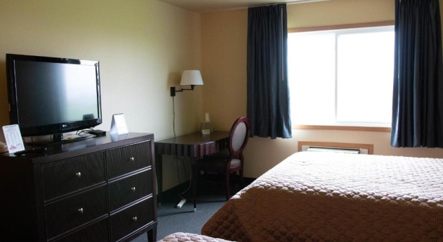 East Grand Inn