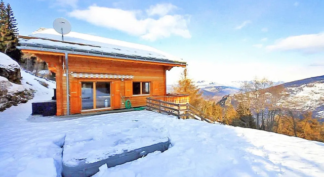 Шале Chalet in Val Dherens Near Ski Lift