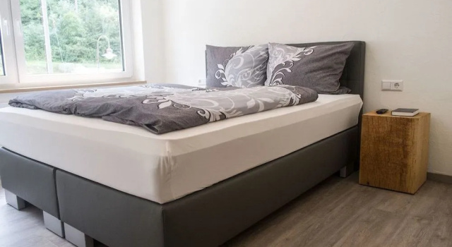 Hotel Haus am Berg, Забронировать Отель Отели Айфель с завтраком, Завтраки