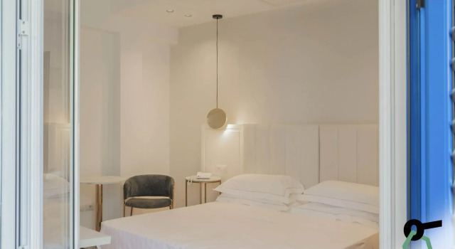 HOTIDAY Mondello Beach, Брондау Қонақ үй Mondello қаласындағы жүзу бассейні бар қонақ үйлер, Жүзу бассейні