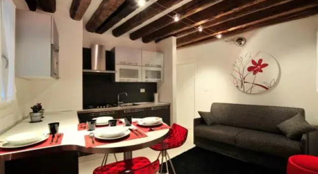 Sestiere Di Dorsoduro Apartment Air Con, Забронировать Апартаменты/квартира Дорсодуро Венеция