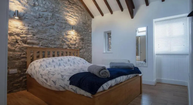 The Old Stables - 3 Bedroom Cottage - Angle, Забронировать Дом для отпуска Виллы Carmarthenshire, Вилла