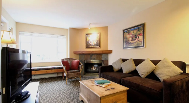 Люкс c 1 комнатой с балконом Marketplace Lodge by Whistler Retreats