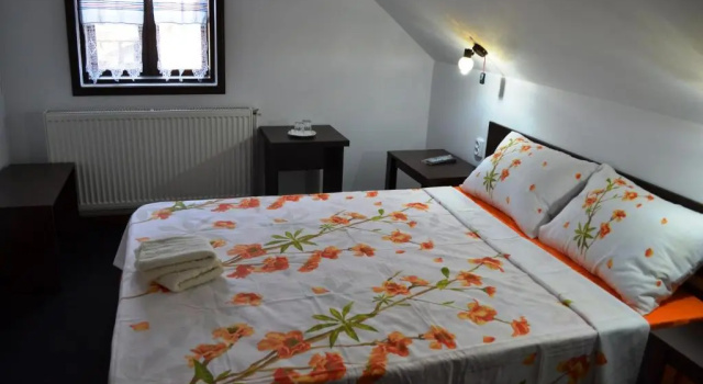 Casa Lia, Rezervasyon Otel Valea Putnei 