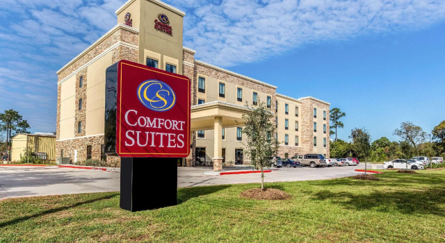 Двухместный люкс Deluxe Comfort Suites Channelview - Houston East
