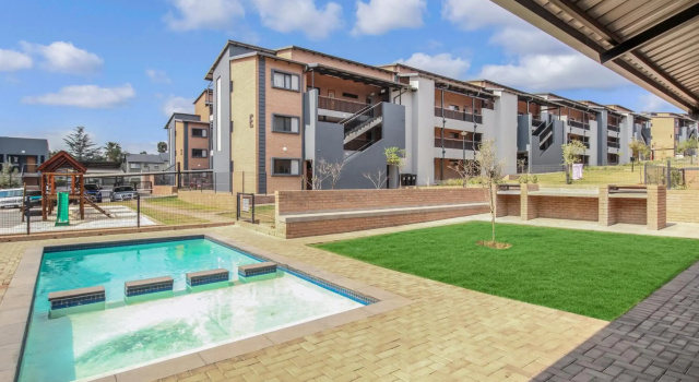 Smartz Apartment 334, Reservar Apartamento Hotéis em Gauteng com Piscina, Piscina