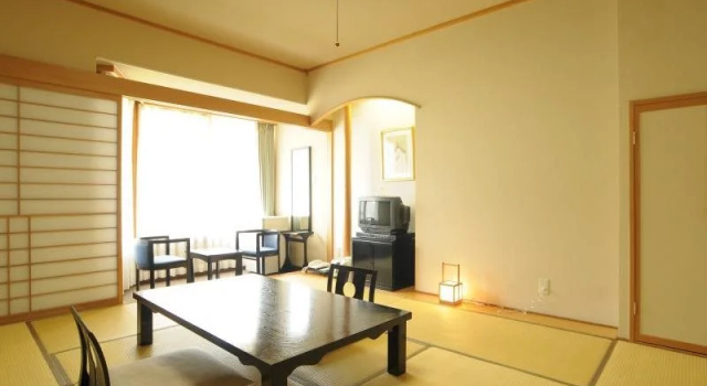 Spa And Resort Hotel Akinomiya Sanso, Забронировать Курортный отель Курортные отели Акита, Курортный отель