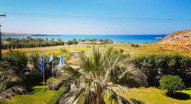 Двухместный номер Standard с балконом и с видом на море Karteros Hotel