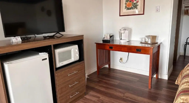 Номер Standard Captain John's Motel
