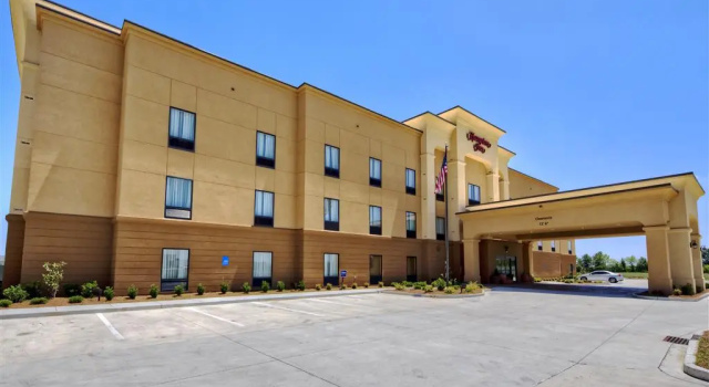 Hampton Inn Indianola, Buchen Sie Hotel Hotels mit Pool in Mississippi, Schwimmbad