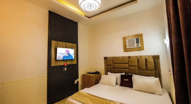 Номер Standard RJ Hotels And Restuarant