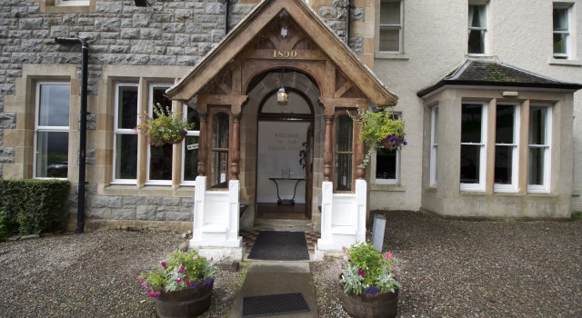 Creag Mhor Lodge, Забронировать Гостевой дом Лох-Линни 
