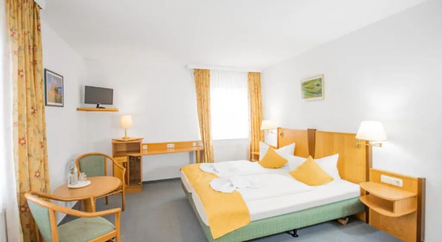 Четырёхместный номер Standard Hotel garni Zwickau-Mosel