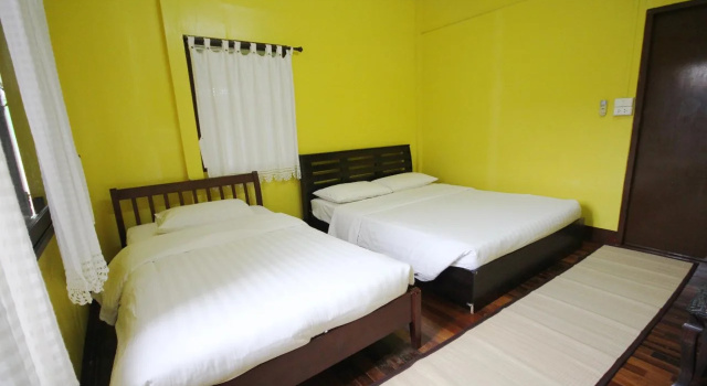 Baan Bua Homestay - Hostel, Забронировать Хостел Отели Чианграй с парковкой, Парковка