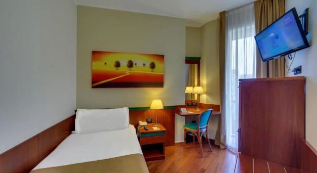 Одноместный номер Economy Hotel Raffaello