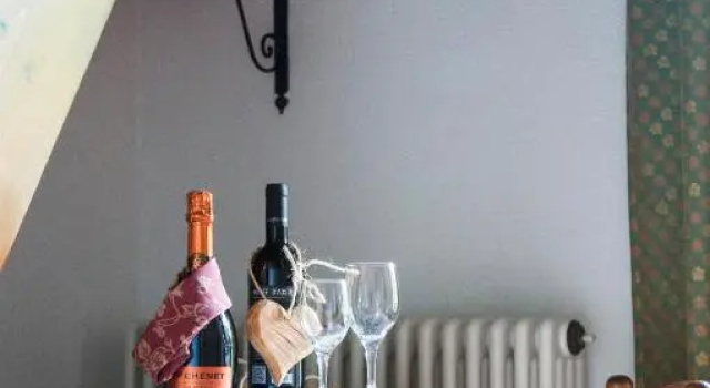 Четырёхместный номер Standard с балконом Hotel Vallée De Cogne