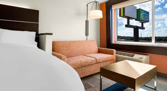 Люкс Holiday Inn Express & Suites Sanford - Lake Mary by IHG