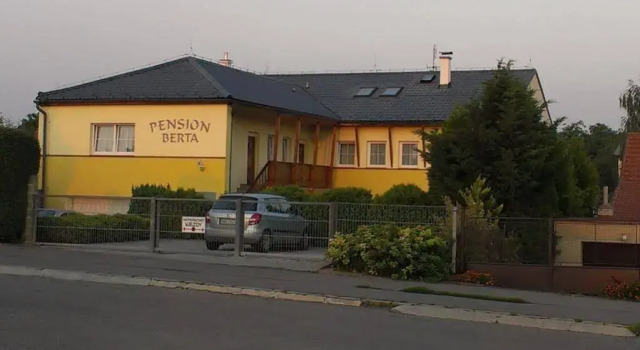 Pension Berta, Забронировать Отель Прага Чехия, рядом с Опатов
