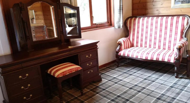 Magpie 4 Hot Tub Huntersmoon-Warminster-Bath-Salisbury, Забронировать Отель Отели Уилтшир с парковкой, Парковка