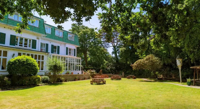 The Grove Hotel