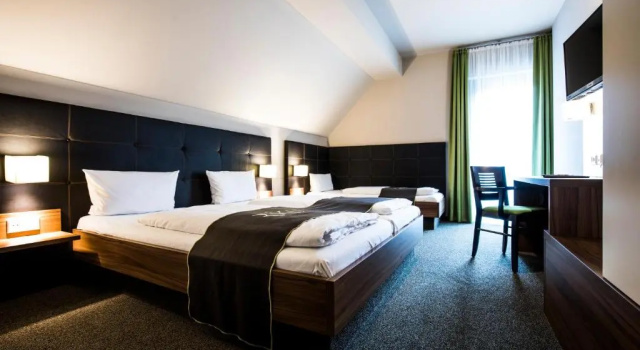 Семейный номер Standard RiKu HOTEL Weißenhorn