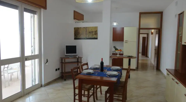 VersoSud - Casa Vacanze De Revel 18, Забронировать Апартаменты/квартира Апартаменты Удженто, Апартаменты/квартира