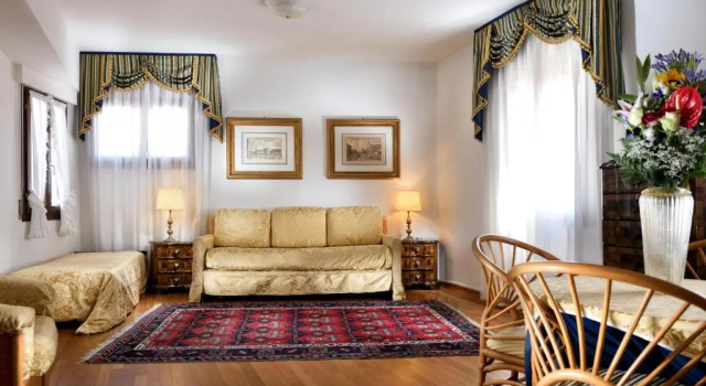 Семейный люкс Royal San Marco Hotel