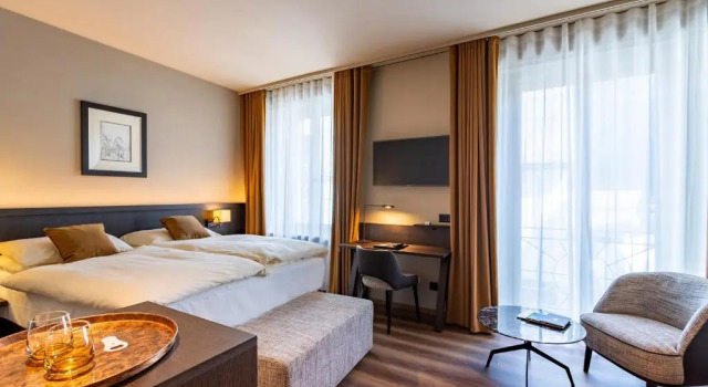 O podwyższonym standardzie dwuosobowy pokój Art Boutique Hotel Monopol