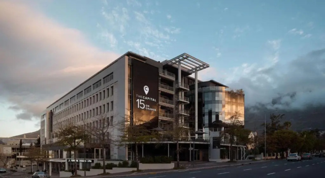 The Capital 15 on Orange Hotel & Spa, Boek Resort Cape Town CBD 