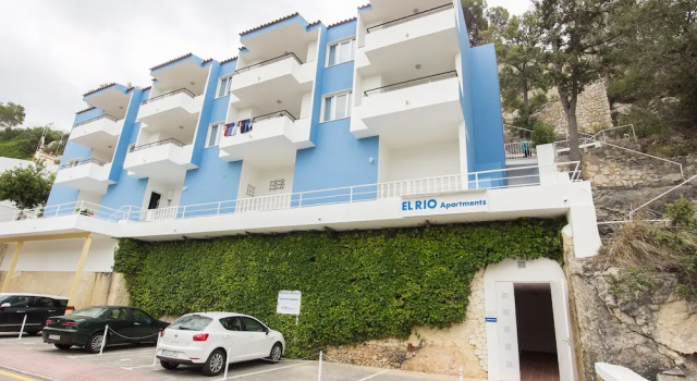 Apartamentos El Rio