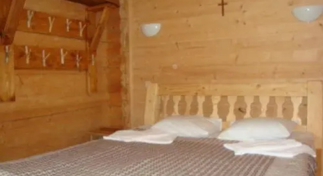 Villa U Marii, Book Feriehus Ivano-Frankivsk Sommerhuse, Hytte