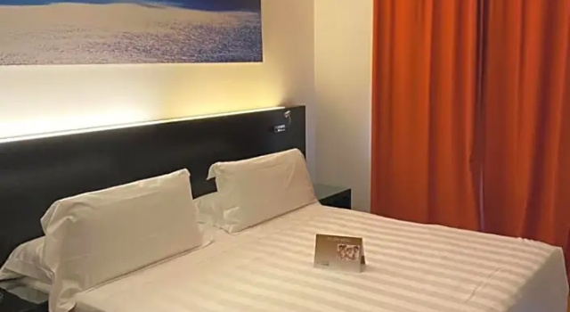 Двухместный room с балконом Card International Hotel