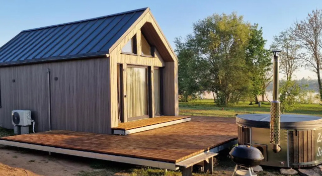 Коттедж The Sound of Silence - romantic tiny house near Riga
