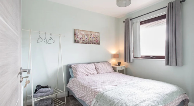 #4 Staybelfast Apartment, Забронировать Апартаменты/квартира Отели Графства Антрим с парковкой, Парковка