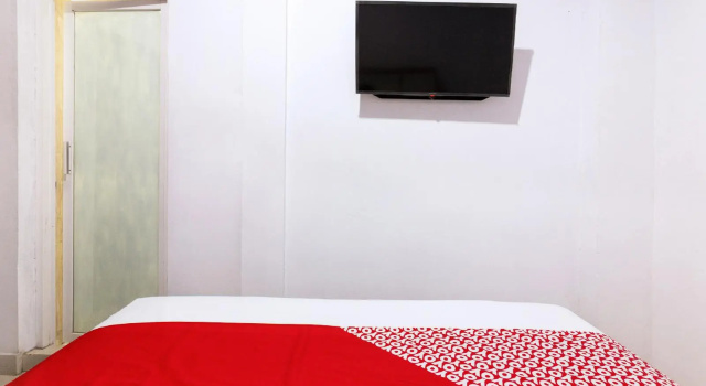OYO 1118 Artomoro Family Guesthouse, Boek Hotel Baturetno 