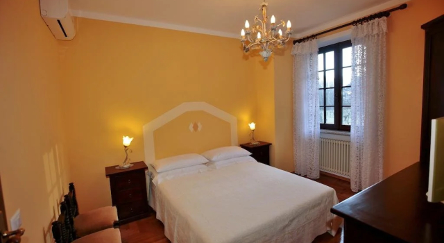 B&B Azalea, Забронировать Отель «постель и завтрак» Каннобио Озеро Лаго-Маджоре