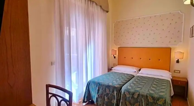 Одноместный номер Standard Hotel Girasole