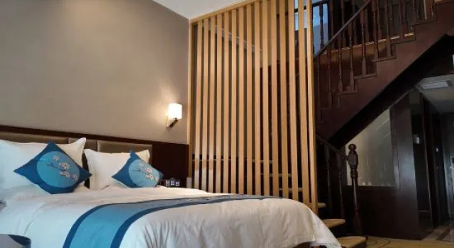 Deluxe over to etager suite Wu Wei Hot Spring Resort