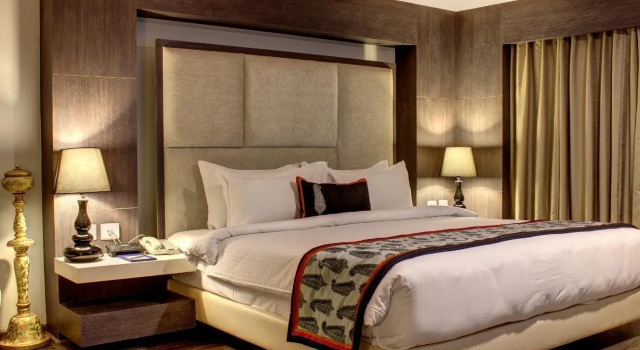 Трёхместный номер Deluxe Golden Tulip Jaipur City Center