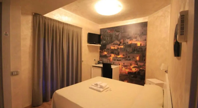 Standard Einzel Zimmer mit Balkon I Rocchi Hotel